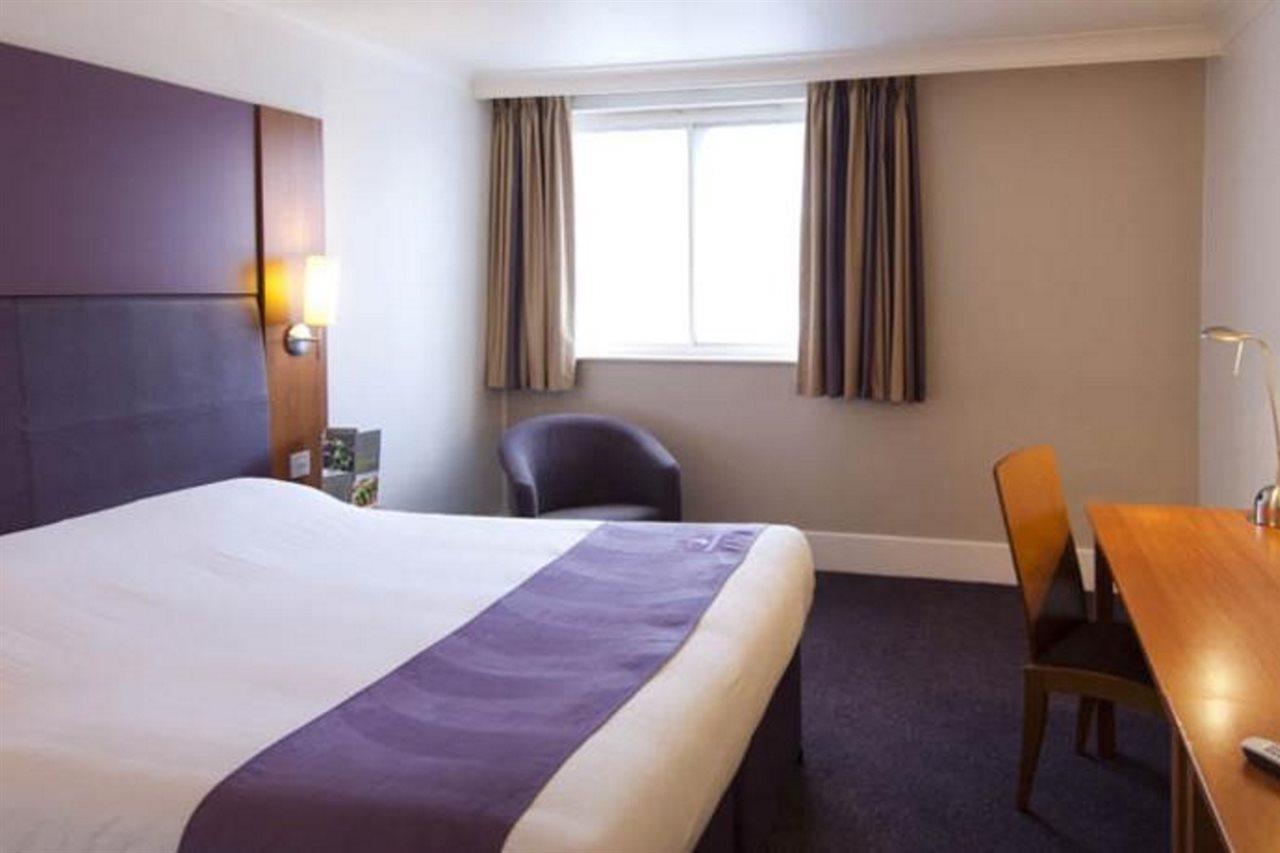 Premier Inn Premier Inn וויימות' מראה חיצוני תמונה