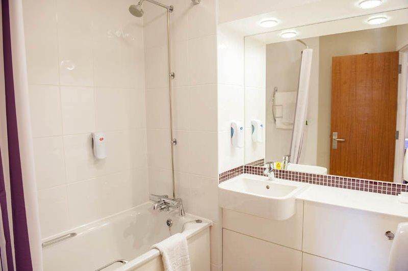Premier Inn Premier Inn וויימות' מראה חיצוני תמונה